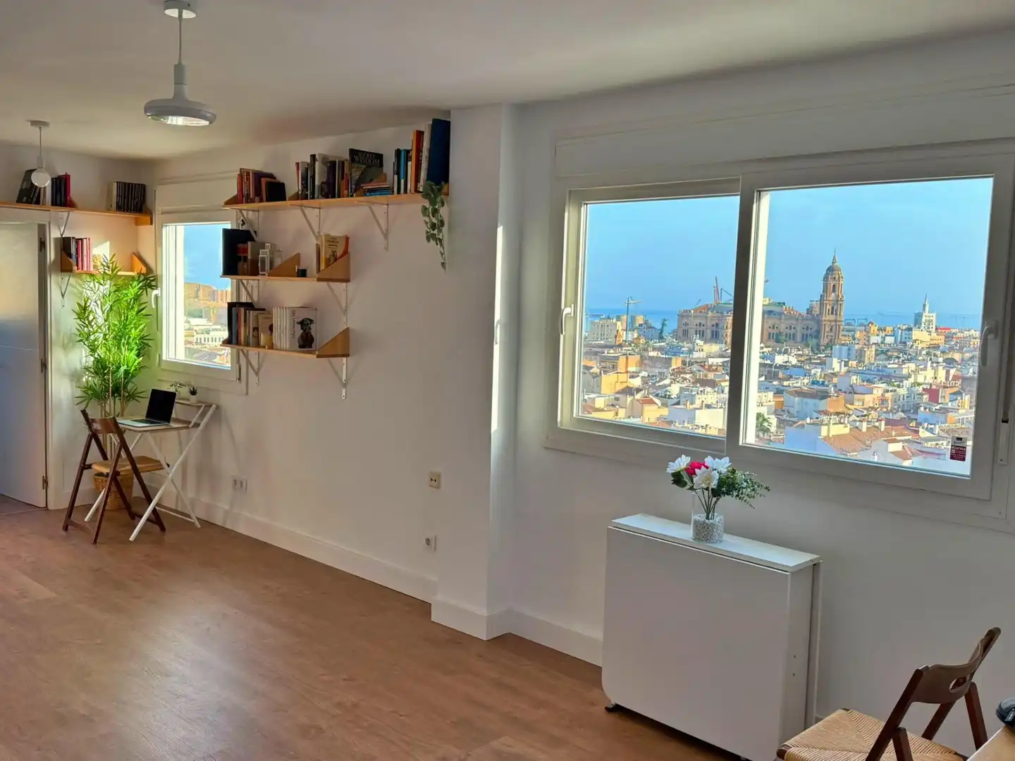 Sala de estar de Ático en venta en Málaga con Aire acondicionado, Calefacción y Parquet