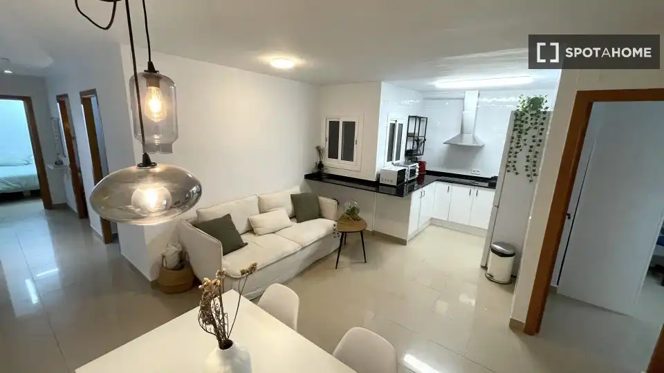Cocina de Piso para compartir en Cerdanyola del Vallès con Aire acondicionado, Calefacción y Terraza