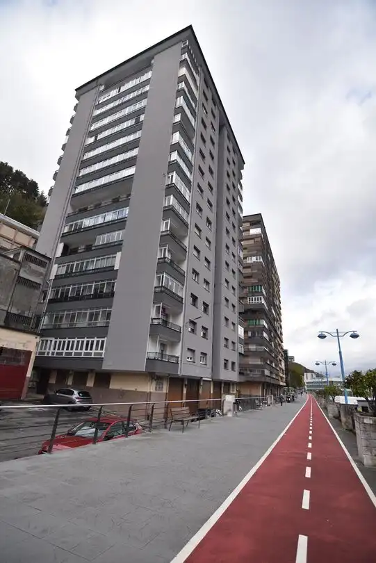 Exterior view of Flat for sale in Eibar, Gipuzkoa