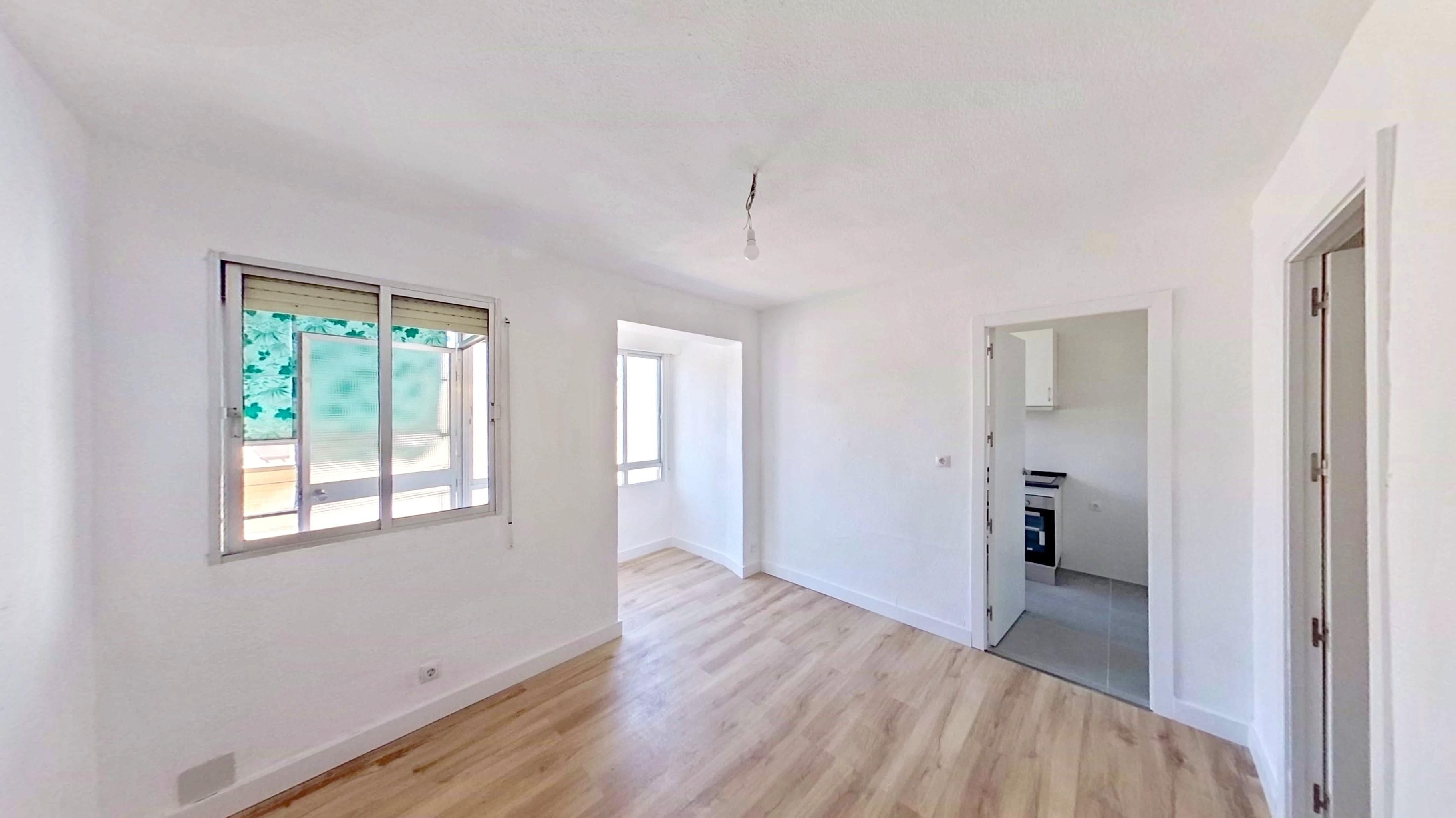 Bedroom of Flat to rent in  Madrid Capital  with Oven and Pets allowed
