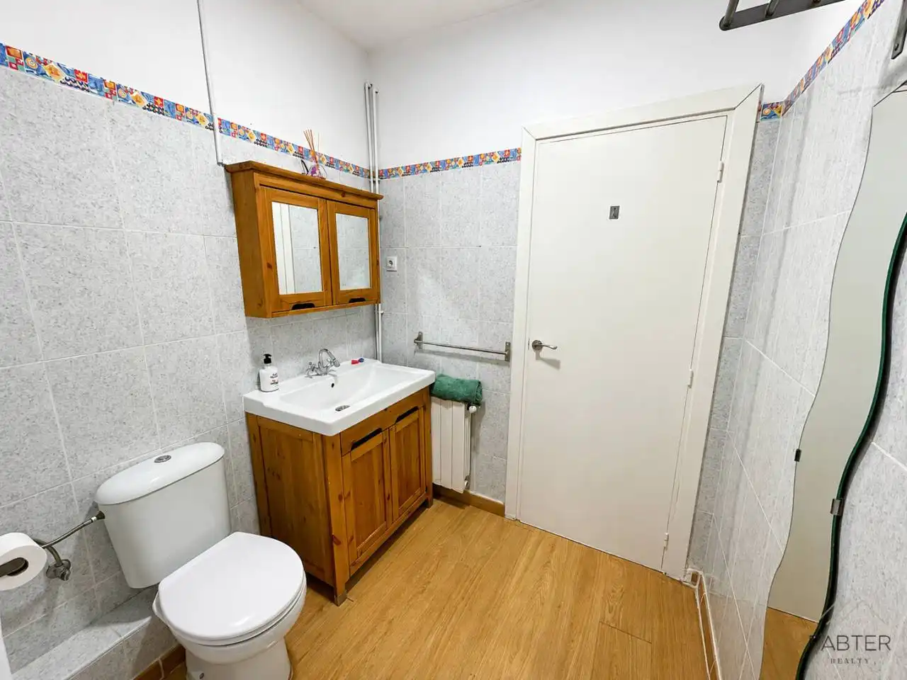 Bathroom of Flat for sale in Polinyà  with Heating, Parquet flooring and Storage room