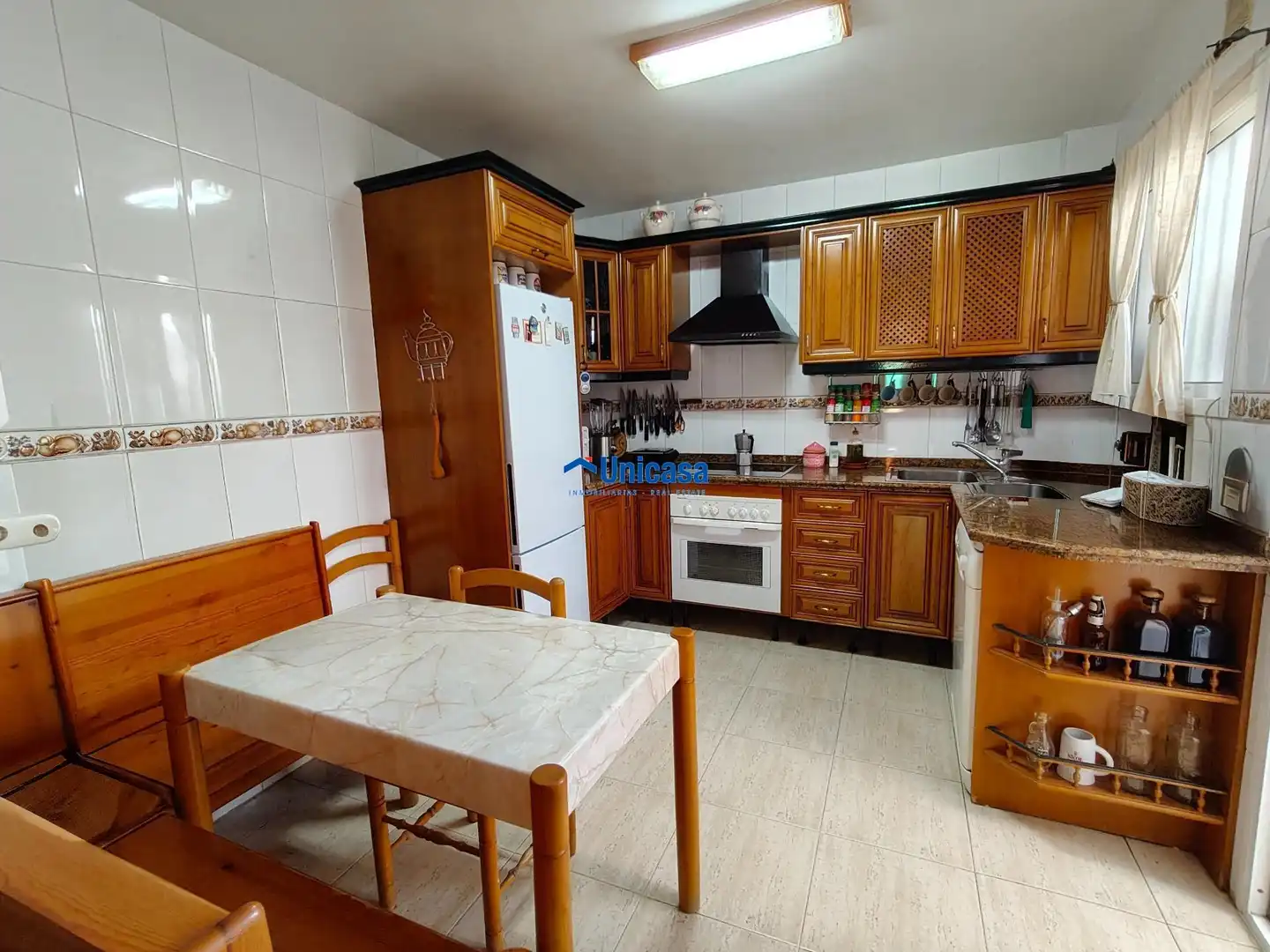 Cocina de Casa adosada en venta en Málaga