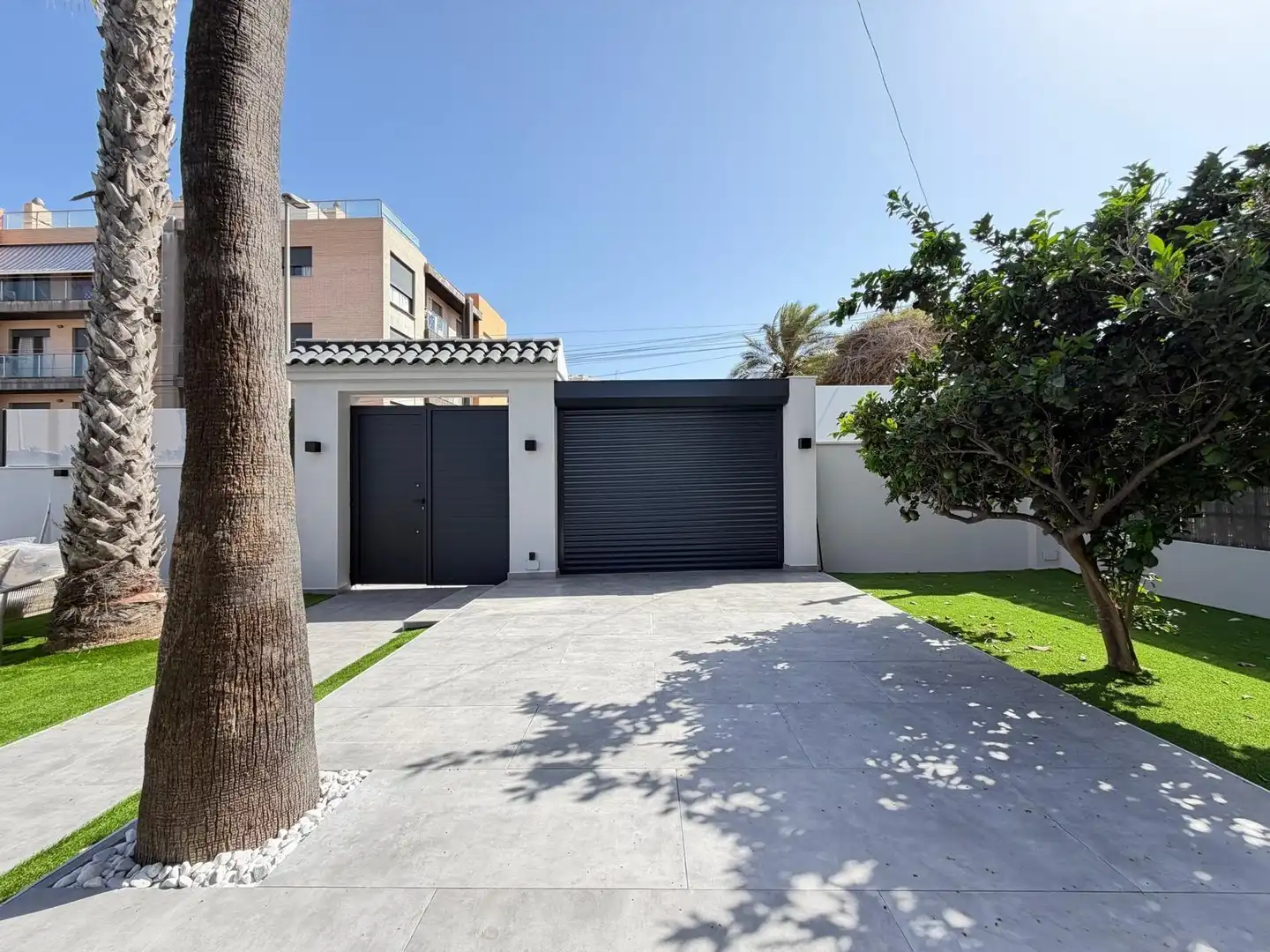 Exterior view of Houses for sale in Torrevieja  with Air Conditioner, Heating and Private garden