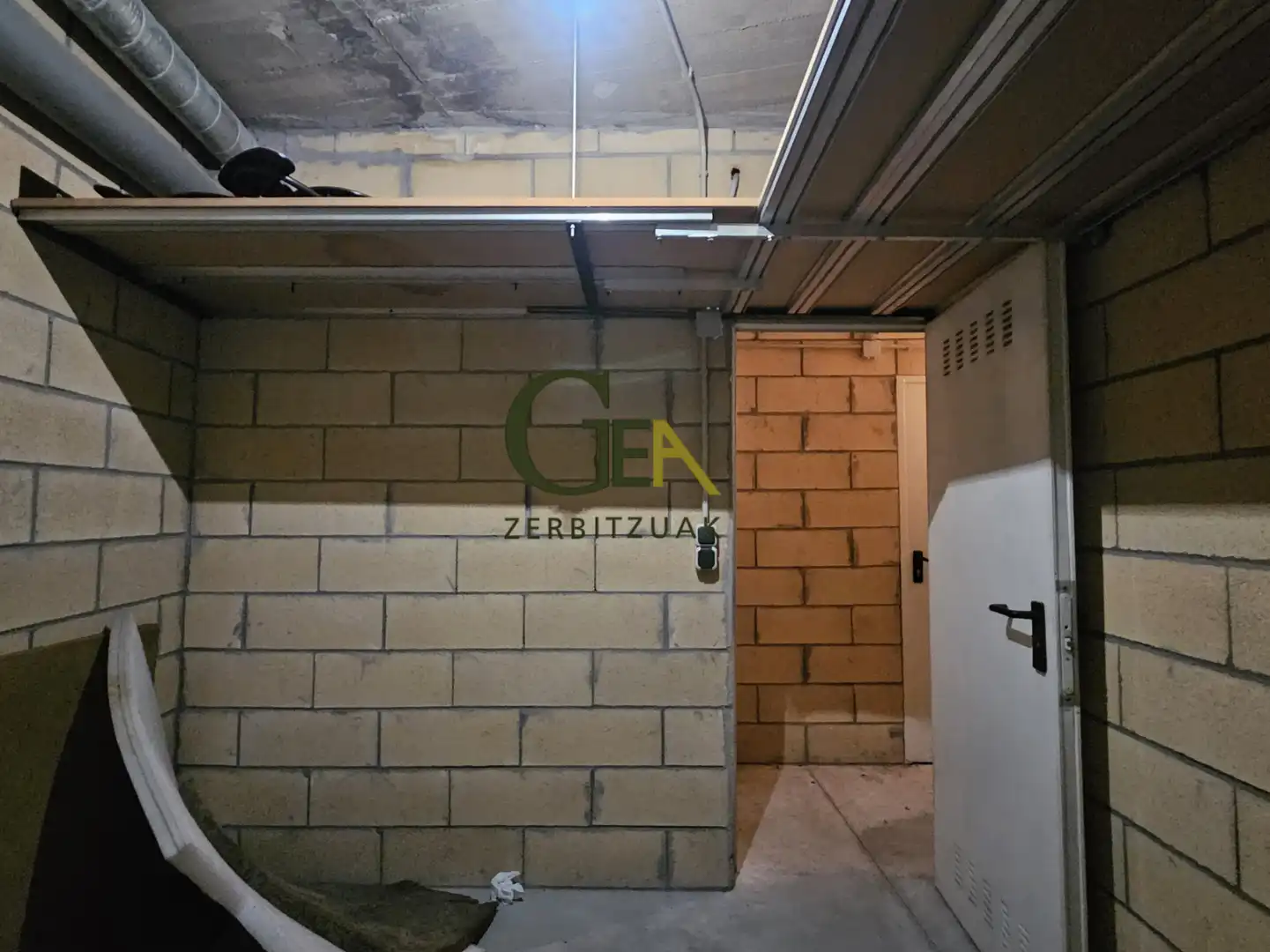 Storage room for sale in Villabona