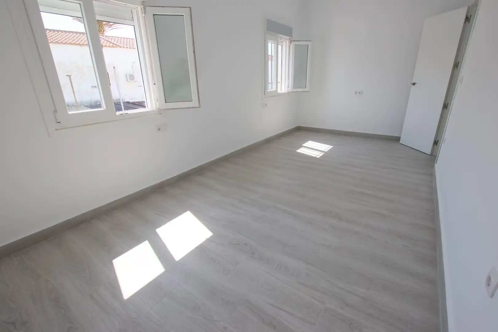 Schlafzimmer von Wohnung zum Verkauf in Puebla de la Calzada mit Balkon