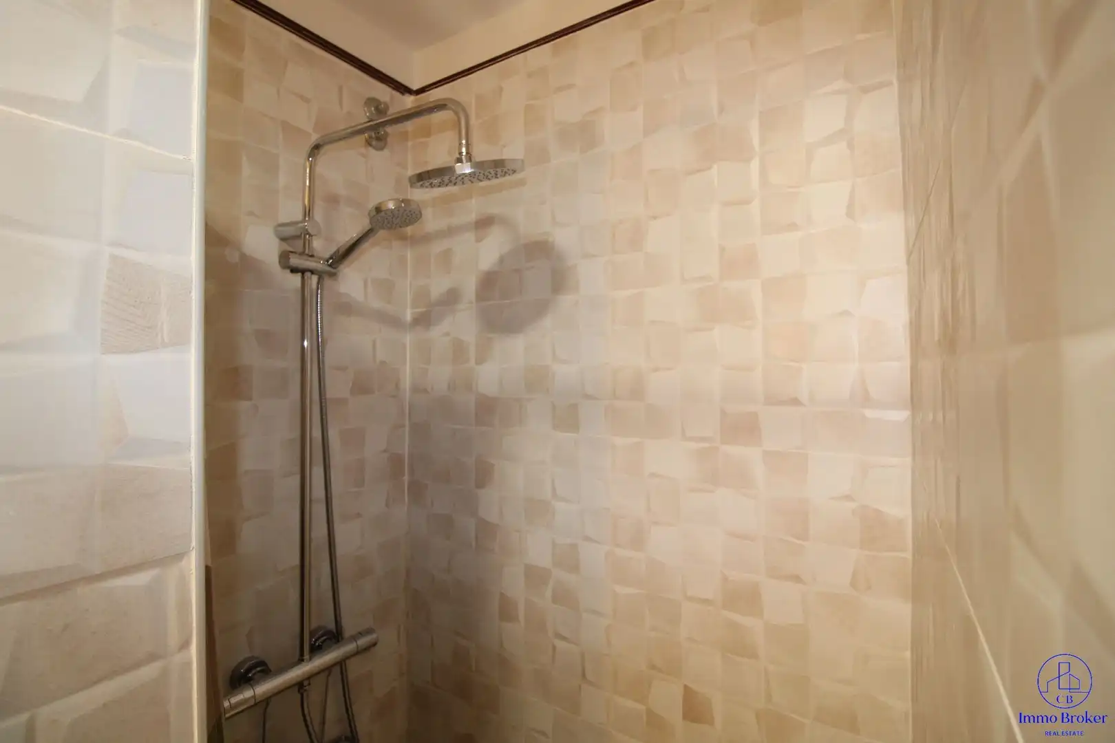 Badezimmer von Wohnung zum Verkauf in Adeje mit Abstellraum und Gemeinschaftspool