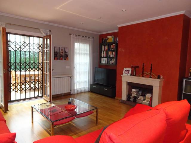 Casa adosada en Alquiler en Montigalà