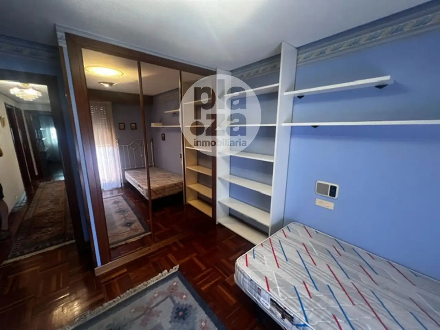 Schlafzimmer von Wohnung zur Miete in Burgos mit Heizung, Terrasse und Abstellraum