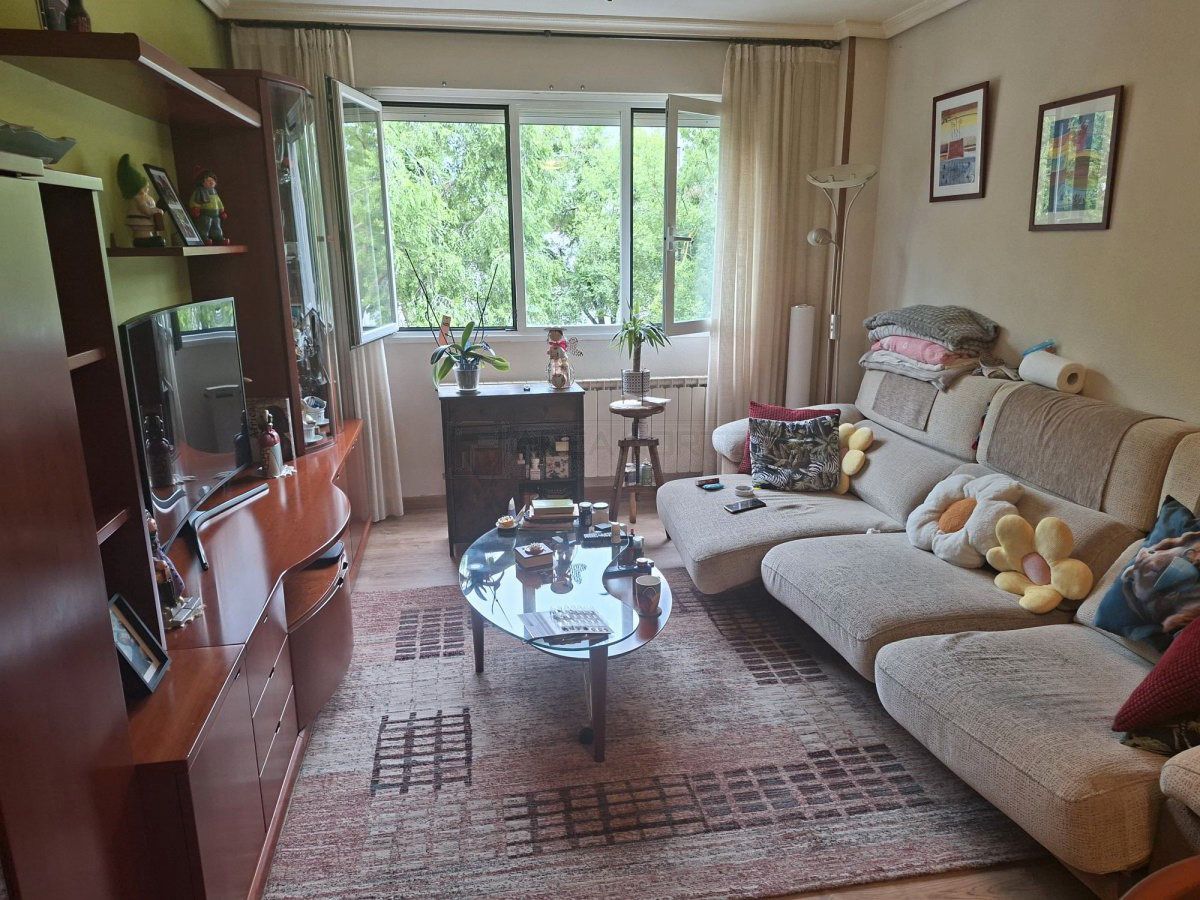 Living room of Apartment for sale in Vitoria - Gasteiz  with Heating, Parquet flooring and Terrace