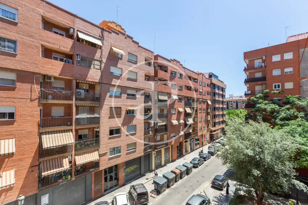 Vista exterior de Pis de lloguer en Valencia amb Aire condicionat i Calefacció