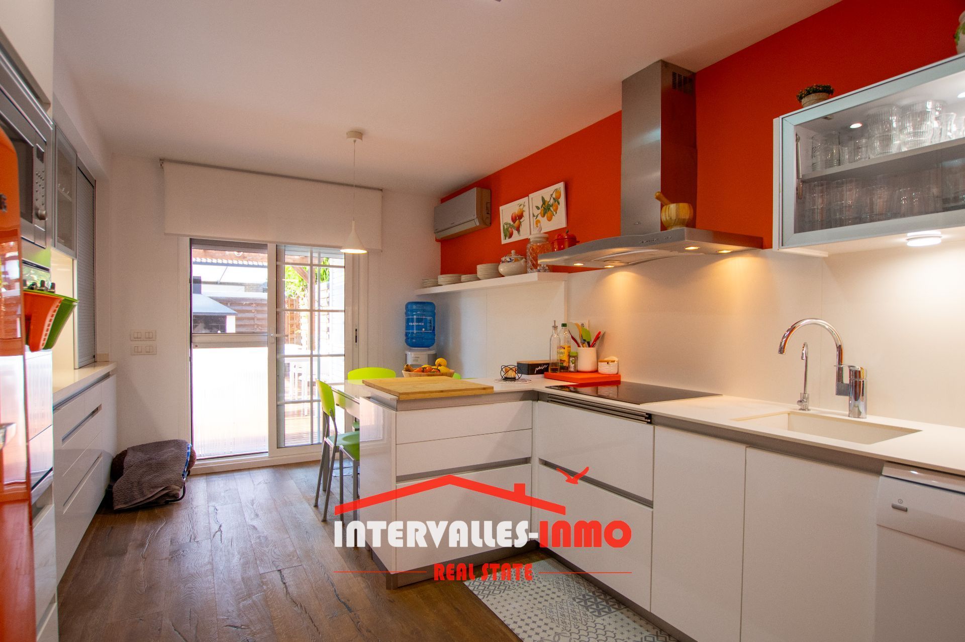 Kitchen of Single-family semi-detached for sale in Palau-solità i Plegamans  with Air Conditioner, Heating and Private garden