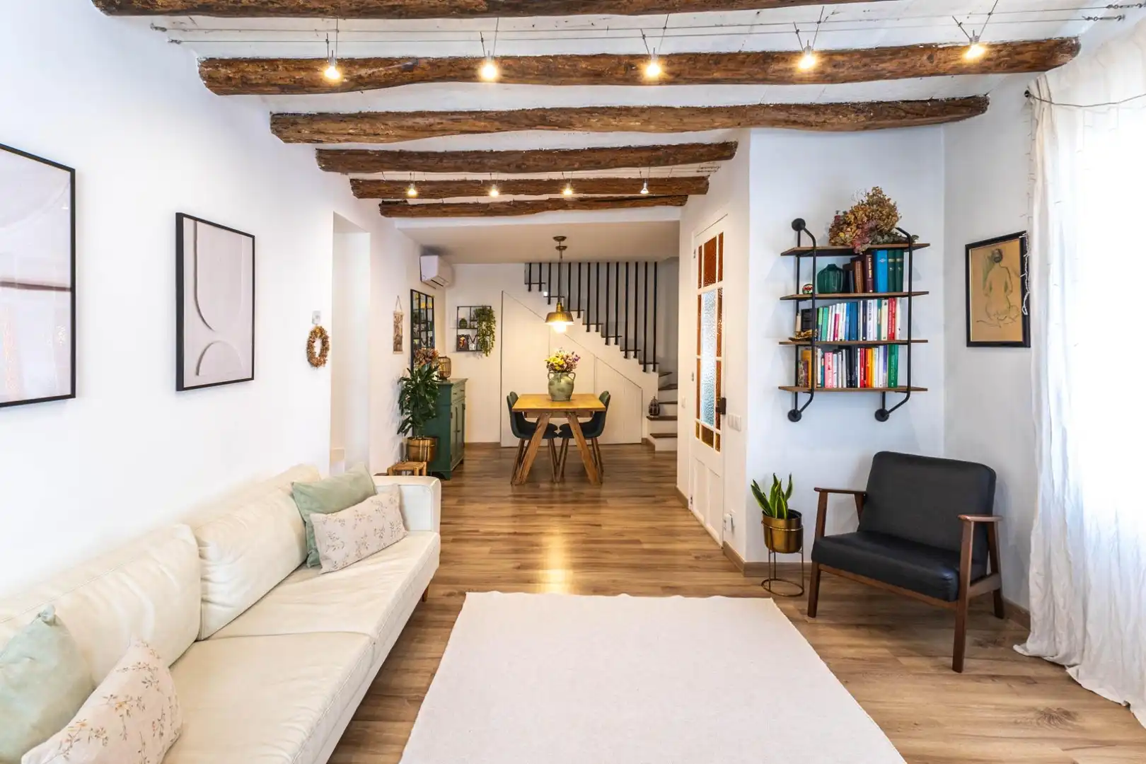 Living room of Houses for sale in Molins de Rei  with Air Conditioner, Heating and Parquet flooring