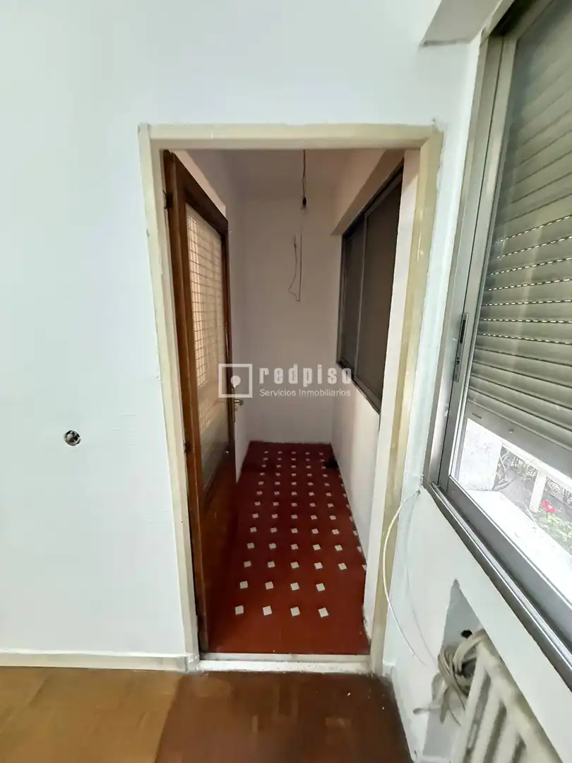 Piso en venta en Madrid con Calefacción y Terraza
