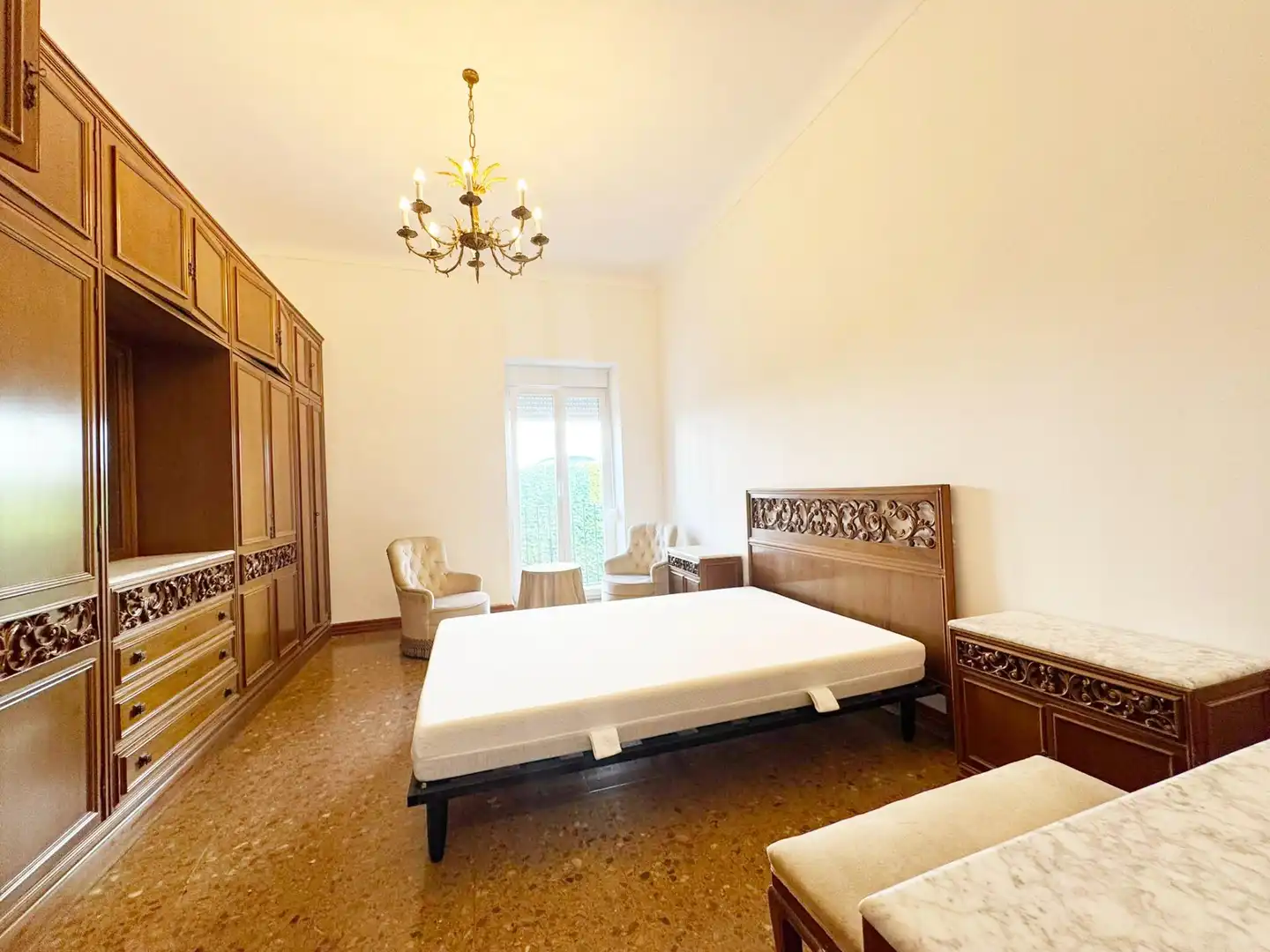 Habitación de Piso de alquiler en Dénia con Calefacción, Amueblado y Balcón