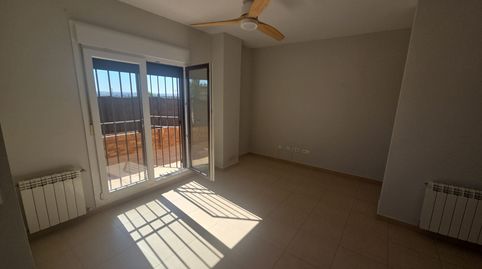 Foto 2 von Wohnung zur Miete in Calle del Arcángel Gabriel, 27, La Dehesa - El Pinar, Navalcarnero