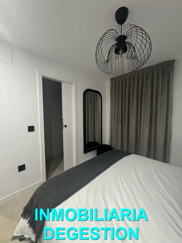 Habitación de Piso de alquiler en Linares con Aire acondicionado, Calefacción y Amueblado