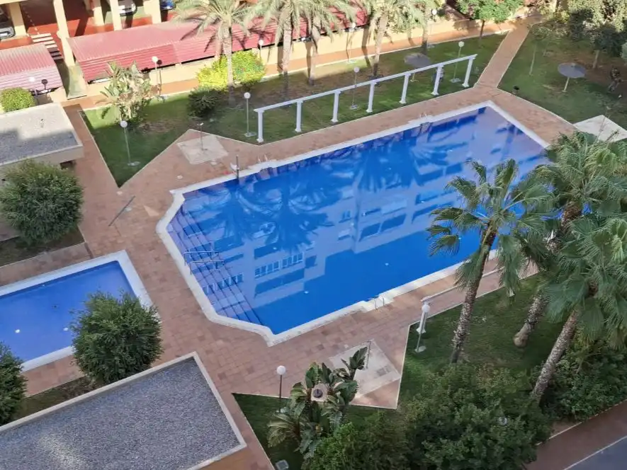 Piscina de Piso en venta en Alicante / Alacant con Aire acondicionado y Terraza