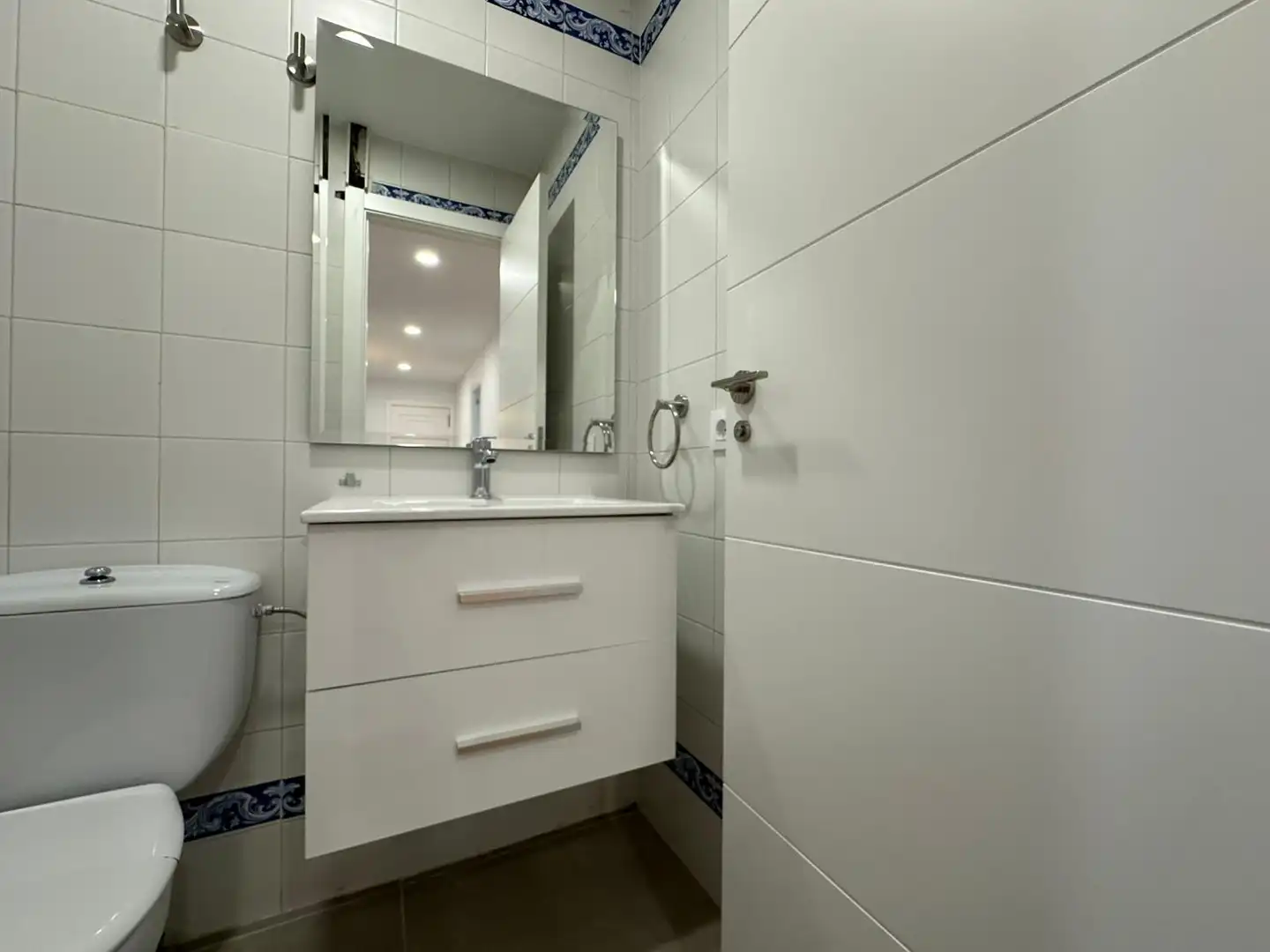 Badezimmer von Wohnung zum Verkauf in Toledo mit Klimaanlage, Heizung und Privatgarten