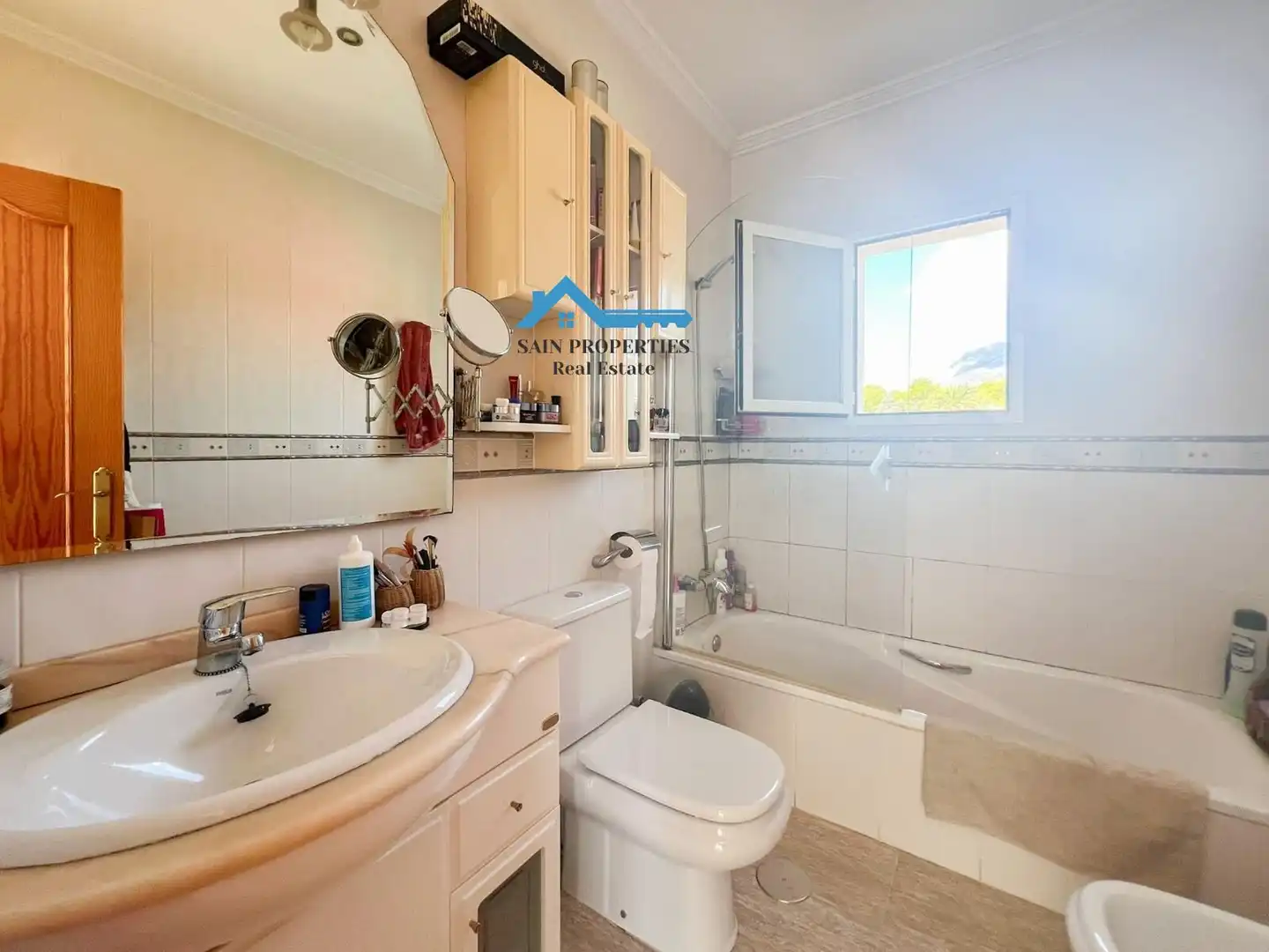 Baño de Casa o chalet en venta en La Nucia con Aire acondicionado, Jardín privado y Terraza