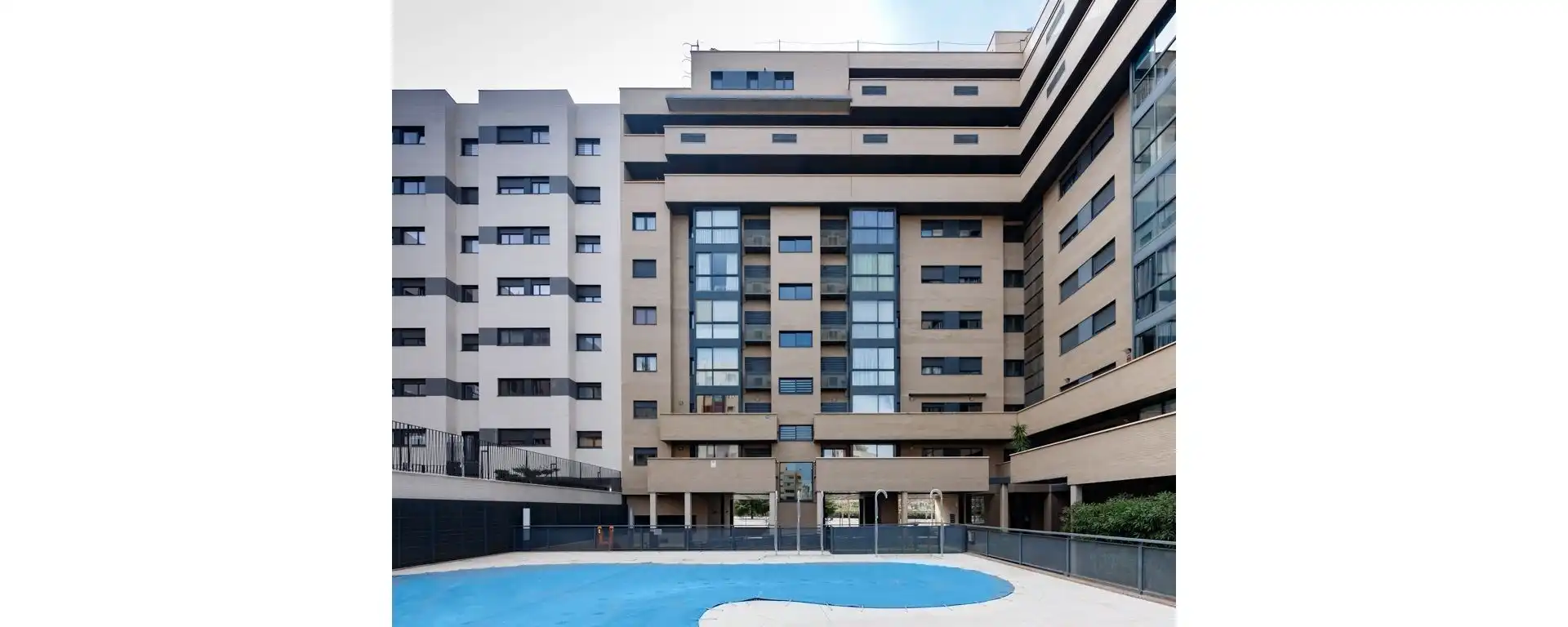 Vista exterior de Piso en venta en Madrid con Terraza y Trastero