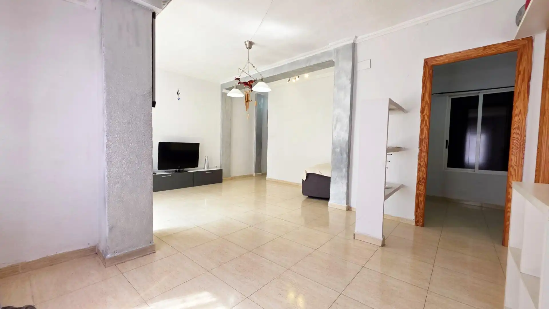 Wohnung zur Miete in Calle monforte del cid, Carolinas Altas