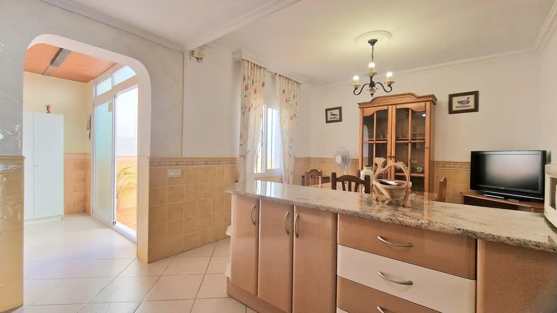 Casa adosada en venta en Calle del Río Darro, Centro