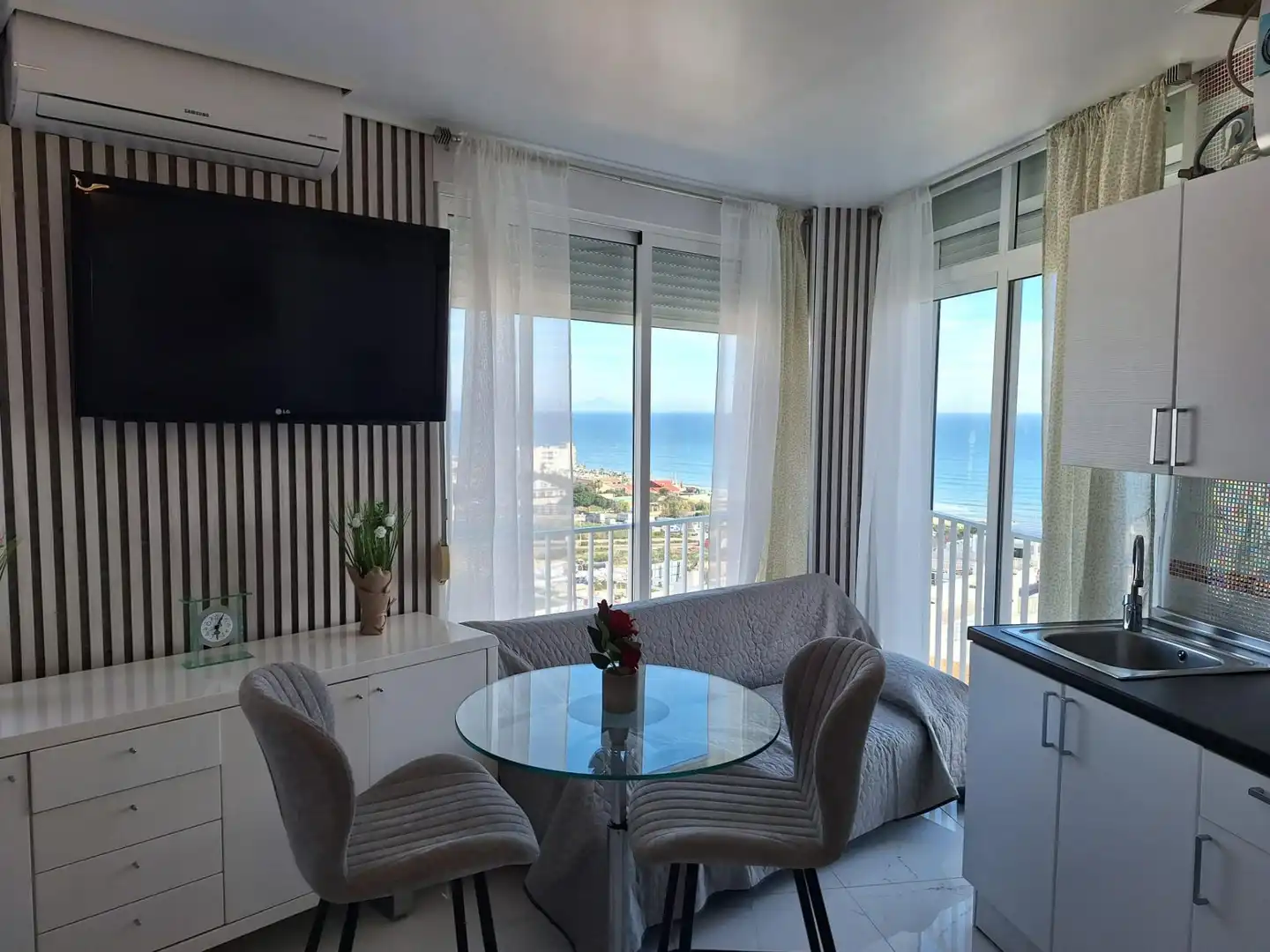 Living room of Study for sale in Torrevieja