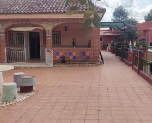 Terrassa de Casa o xalet en venda en Llombai amb Aire condicionat, Calefacció i Jardí privat