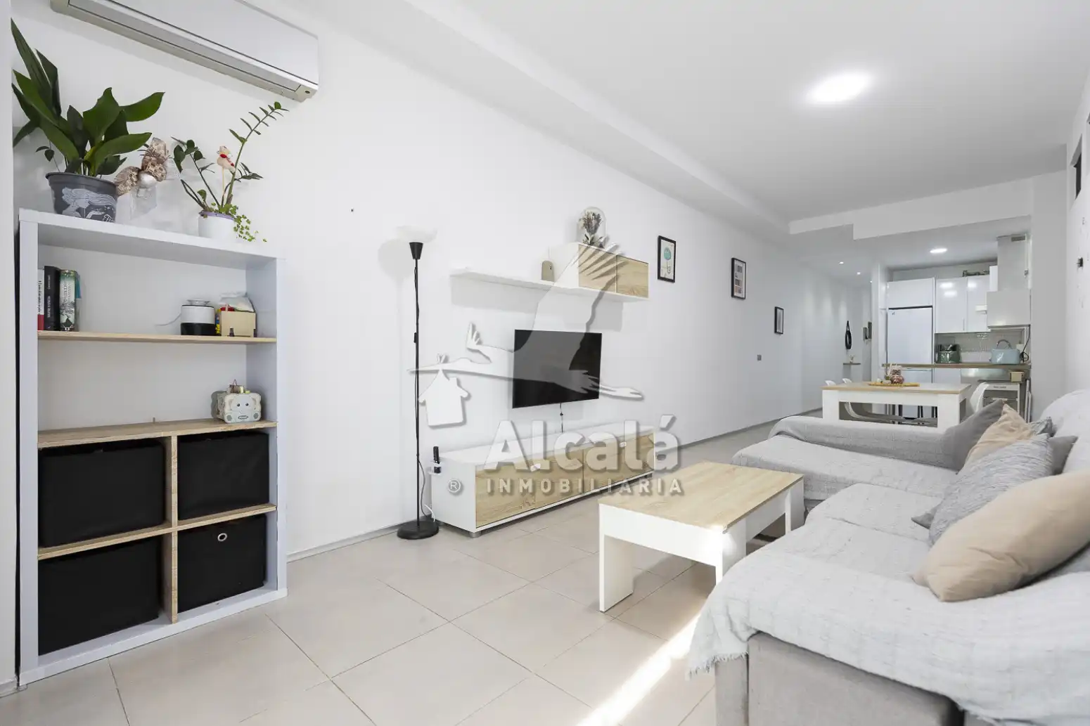 Living room of Flat for sale in Loeches  with Air Conditioner, Heating and Private garden