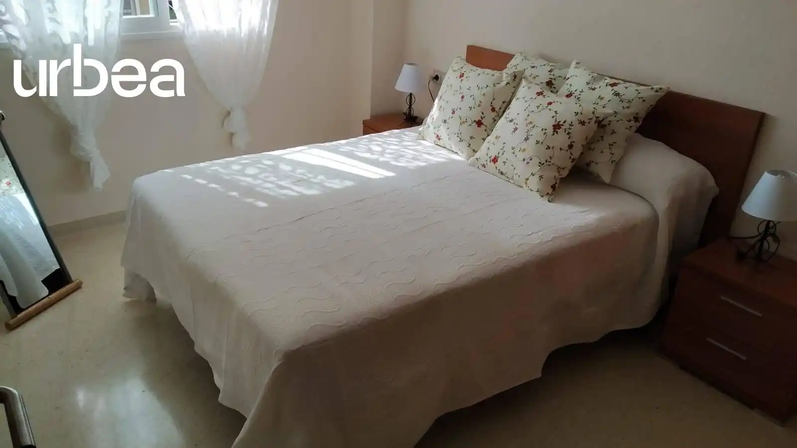 Schlafzimmer von Wohnungen zur Miete in Torrox mit Klimaanlage und Gemeinschaftspool