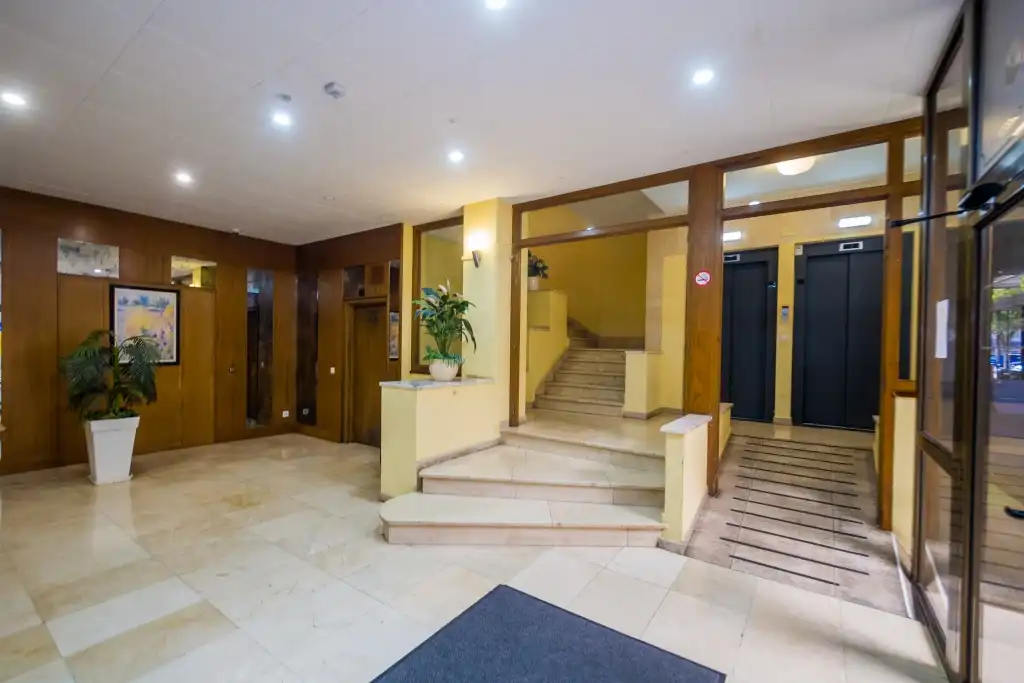 Apartment mit Aufzug zum Verkauf in Carrer Juli Garreta 15, imagen 15