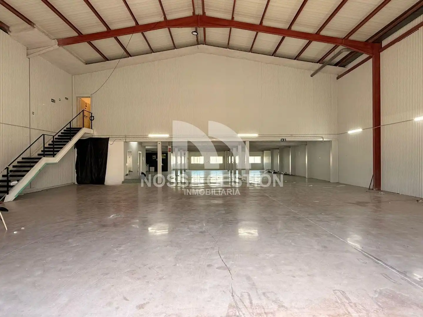 Nau industrial de lloguer en Paterna