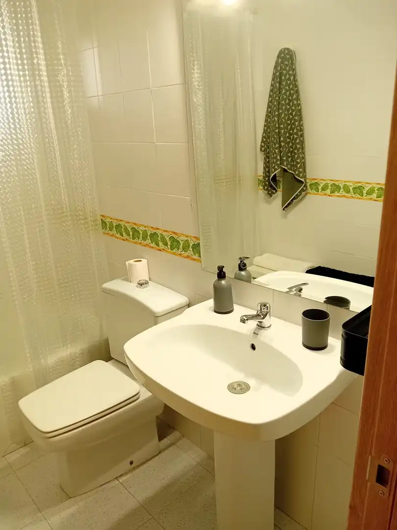 Badezimmer von Wohnung zum Verkauf in Almagro mit Klimaanlage, Heizung und Terrasse