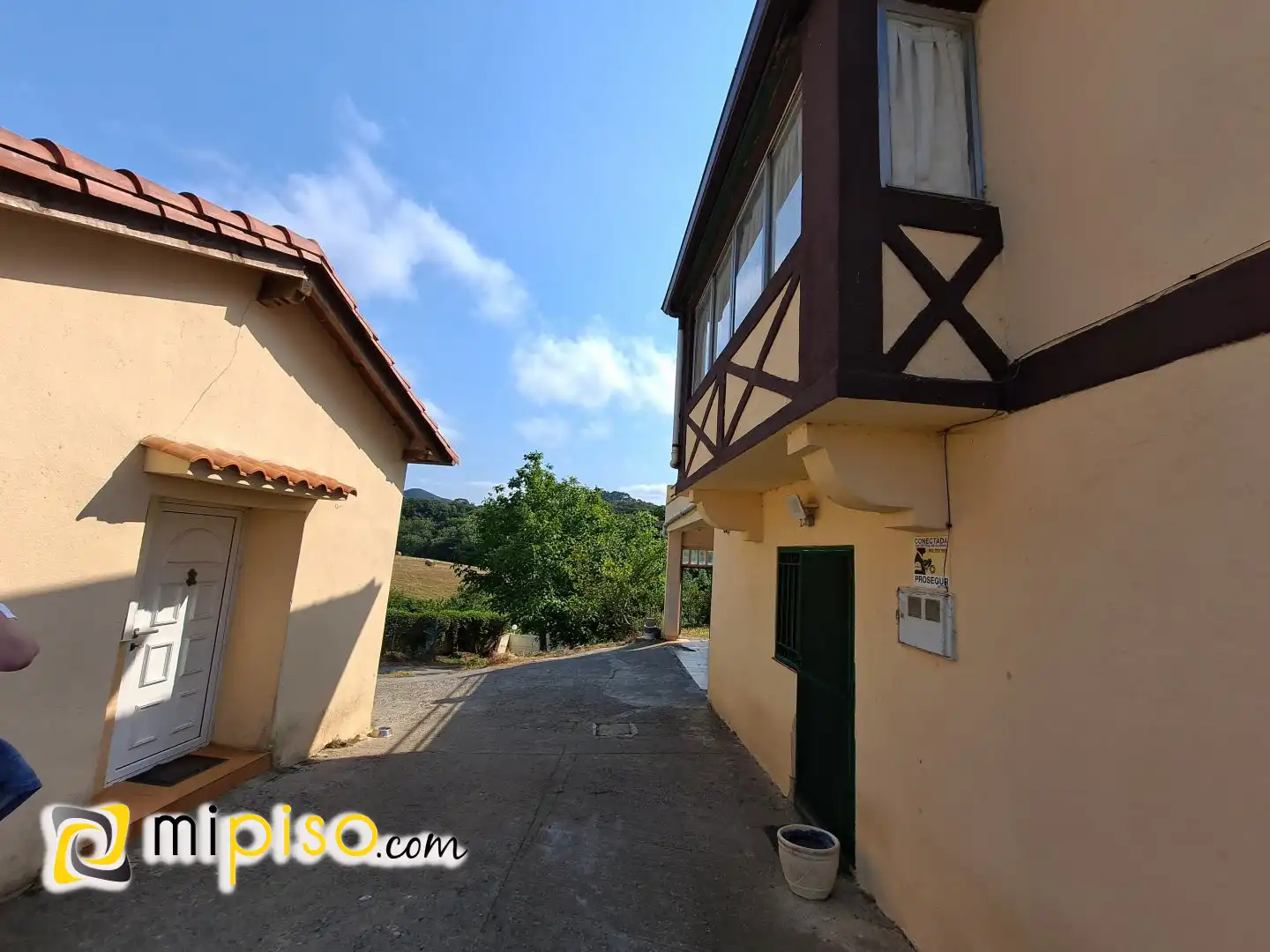 Vista exterior de Casa o chalet en venta en Laredo con Calefacción, Terraza y Trastero