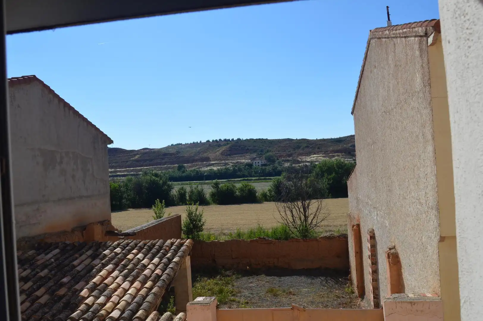Jardín de Casa adosada en venta en Santa María de Huerta con Amueblado