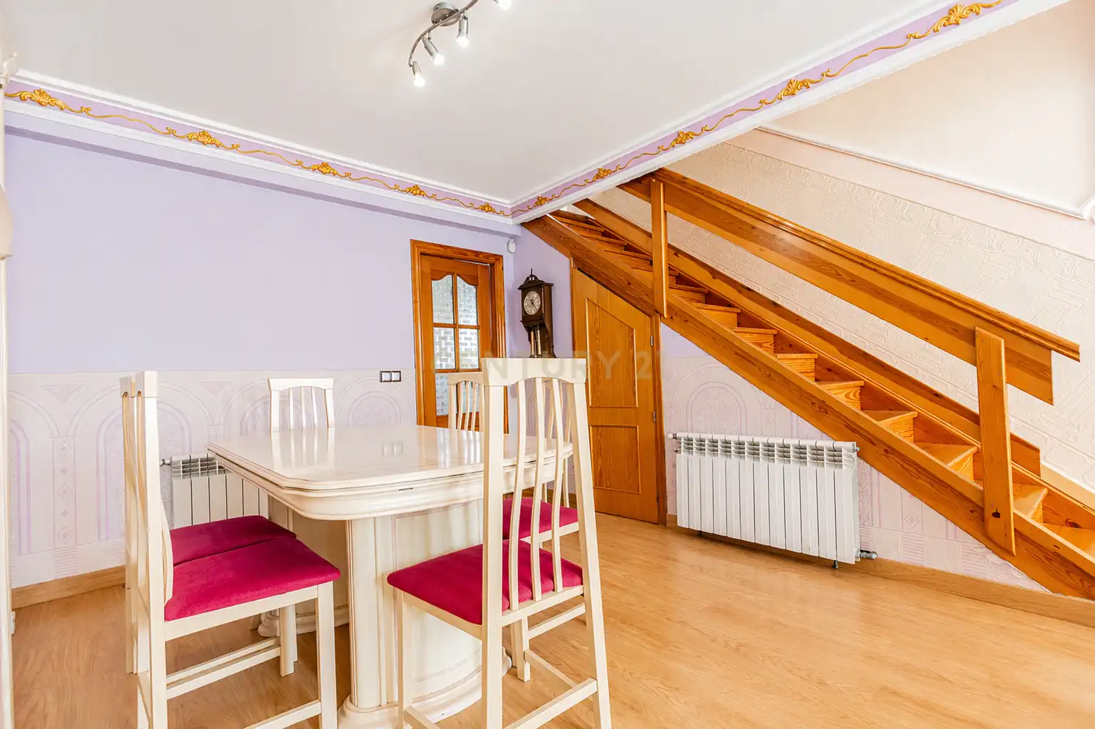 Comedor de Casa adosada en venta en La Nucia con Aire acondicionado, Trastero y Piscina