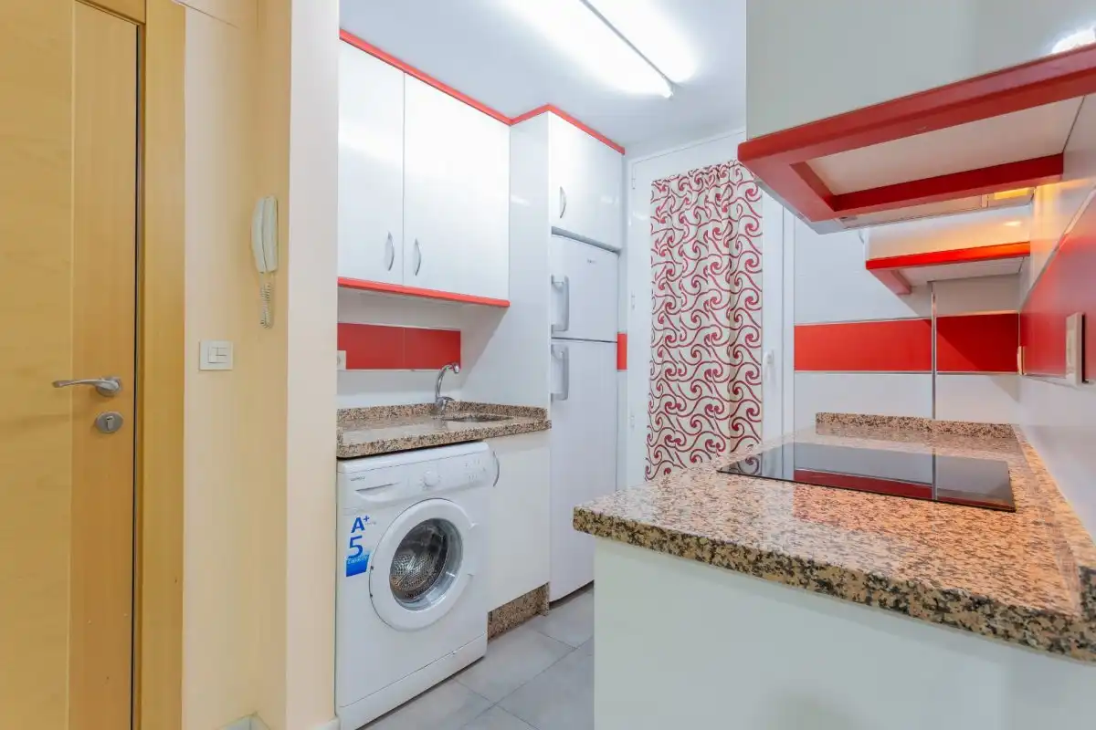 Küche von Wohnung zur Miete in Granada mit Klimaanlage, Heizung und Möbliert