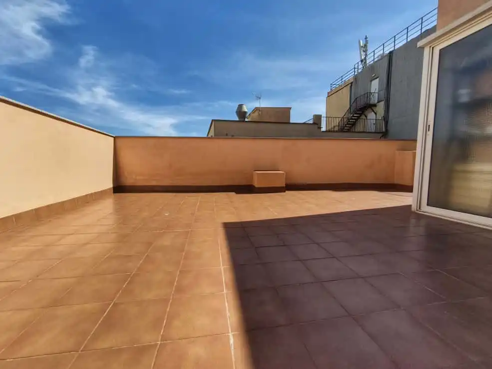 Maison mitoyenne avec terrasse à vendre à de Santa Caterina