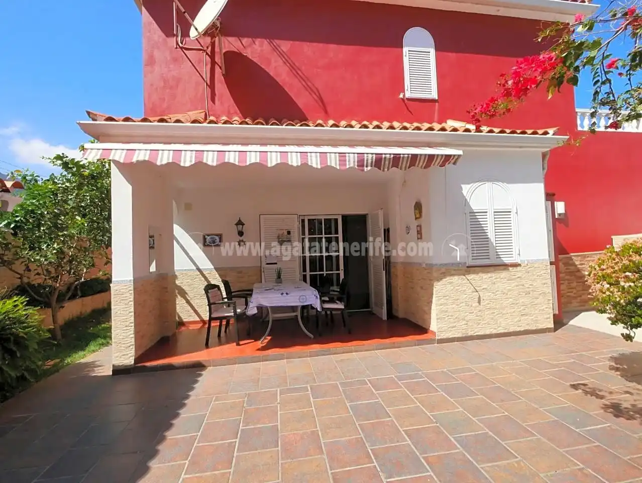 Vista exterior de Casa o chalet en venta en Los Realejos con Jardín privado, Terraza y Trastero