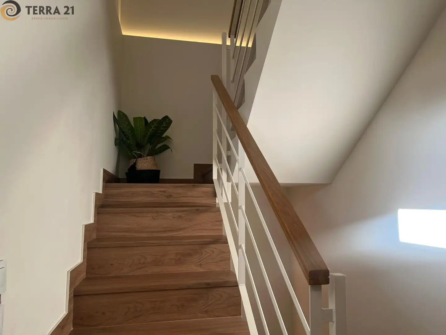 Houses for sale in Jaén  with Air Conditioner, Private garden and Swimming Pool