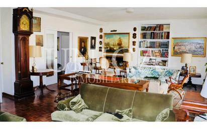 Sala d'estar de Pis en venda en  Madrid Capital amb Aire condicionat, Calefacció i Parquet