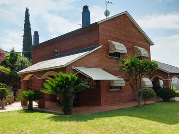 Villa avec piscine à vendre à Vallirana