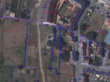 Terreno residencial en venta en Flores de Sil - La Placa