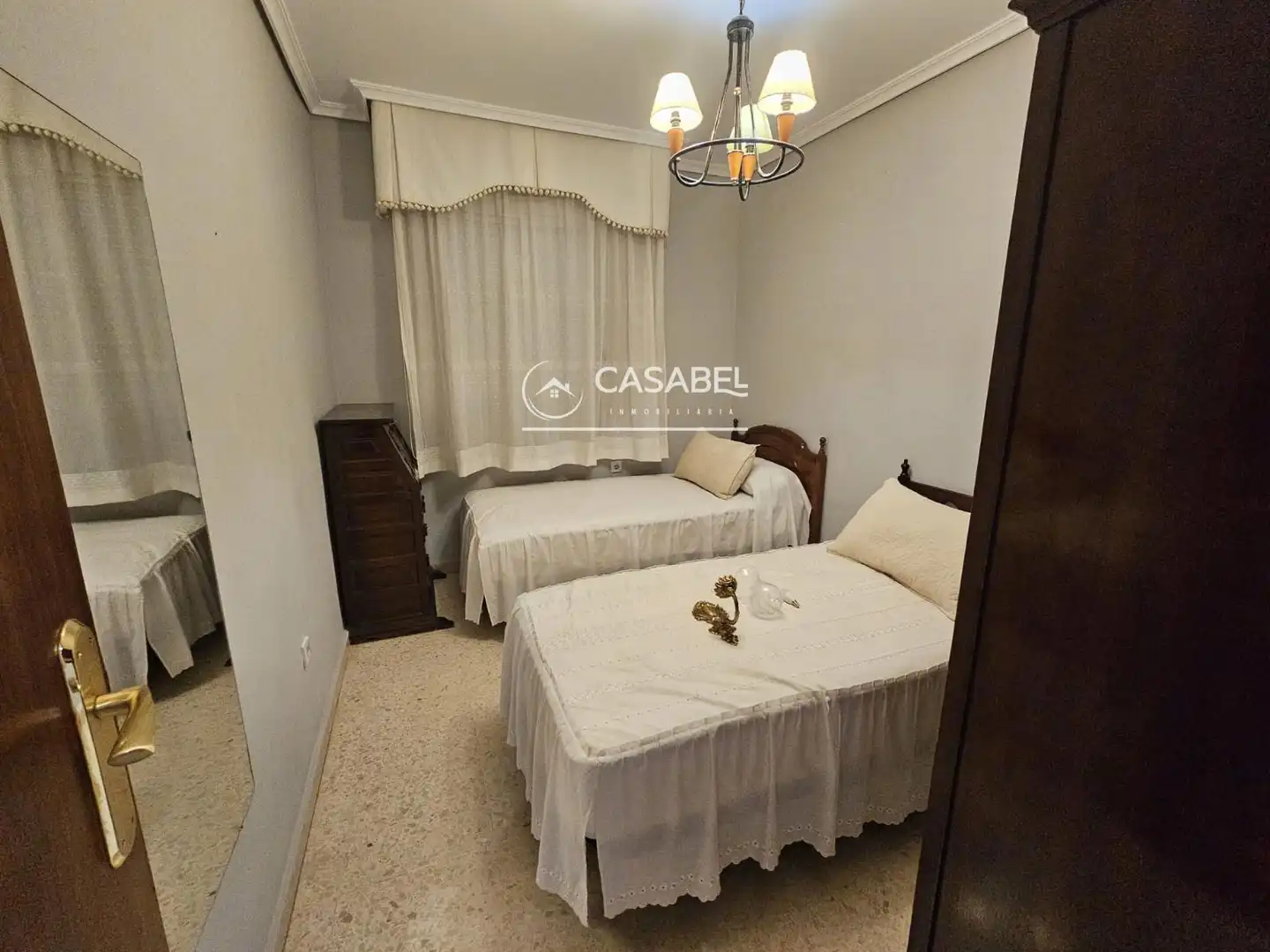 Bedroom of Attic for sale in Córdoba  with Air Conditioner