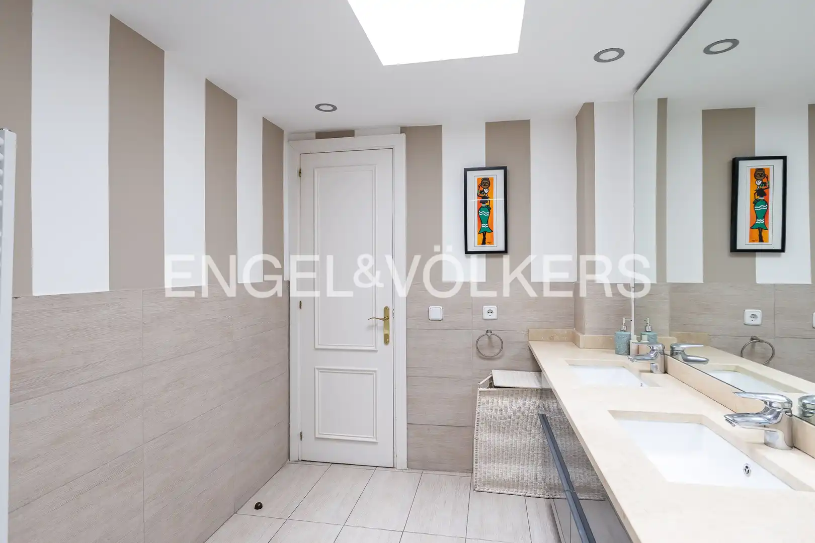 Baño de Casa o chalet en venta en La Moraleja con Aire acondicionado, Calefacción y Jardín privado