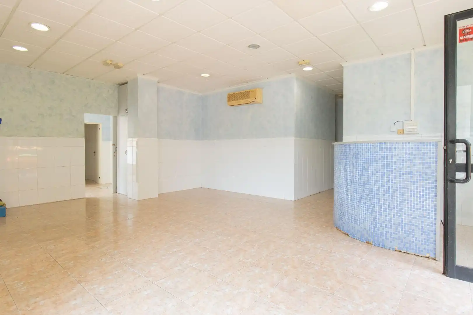 Local commercial à vendre à Calle de Camino Nuevo, imagen 3