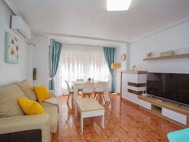 Apartament amb ascensor de lloguer a Calle Bergantin 37
