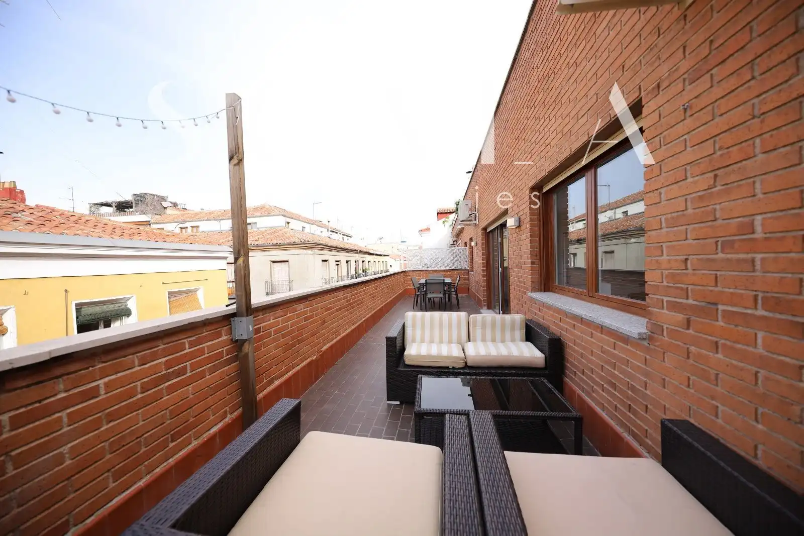 Dachboden zur Miete in Espiritu Santo, Universidad - Malasaña