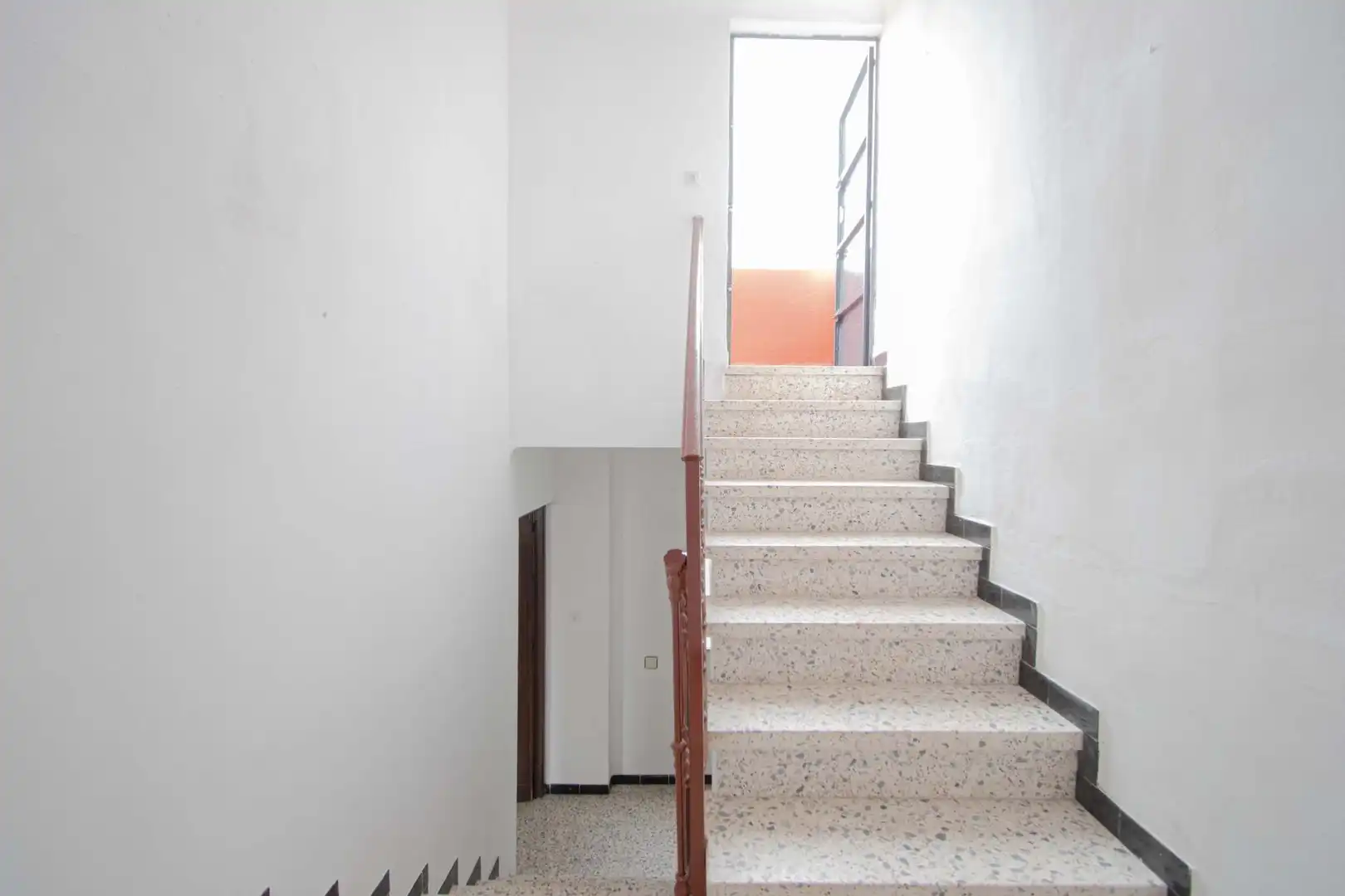 Casa adosada en venta en Sevilla con Aire acondicionado y Balcón