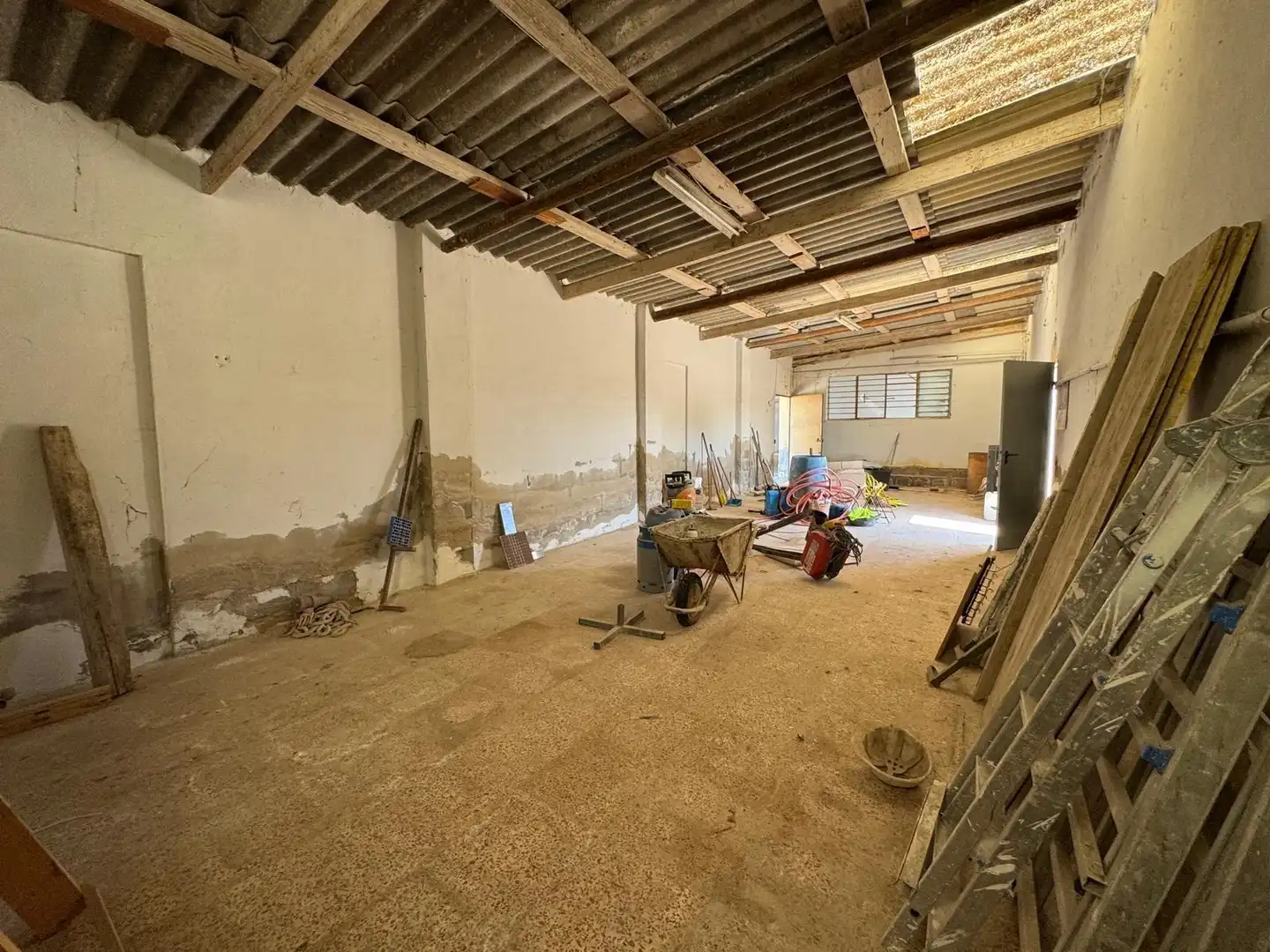 Fabrikhallen zum Verkauf in Elche / Elx